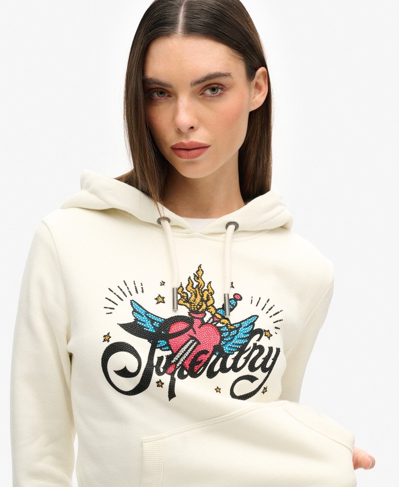 moletom com capuz estampado com escrita de tatuagem na cor creme