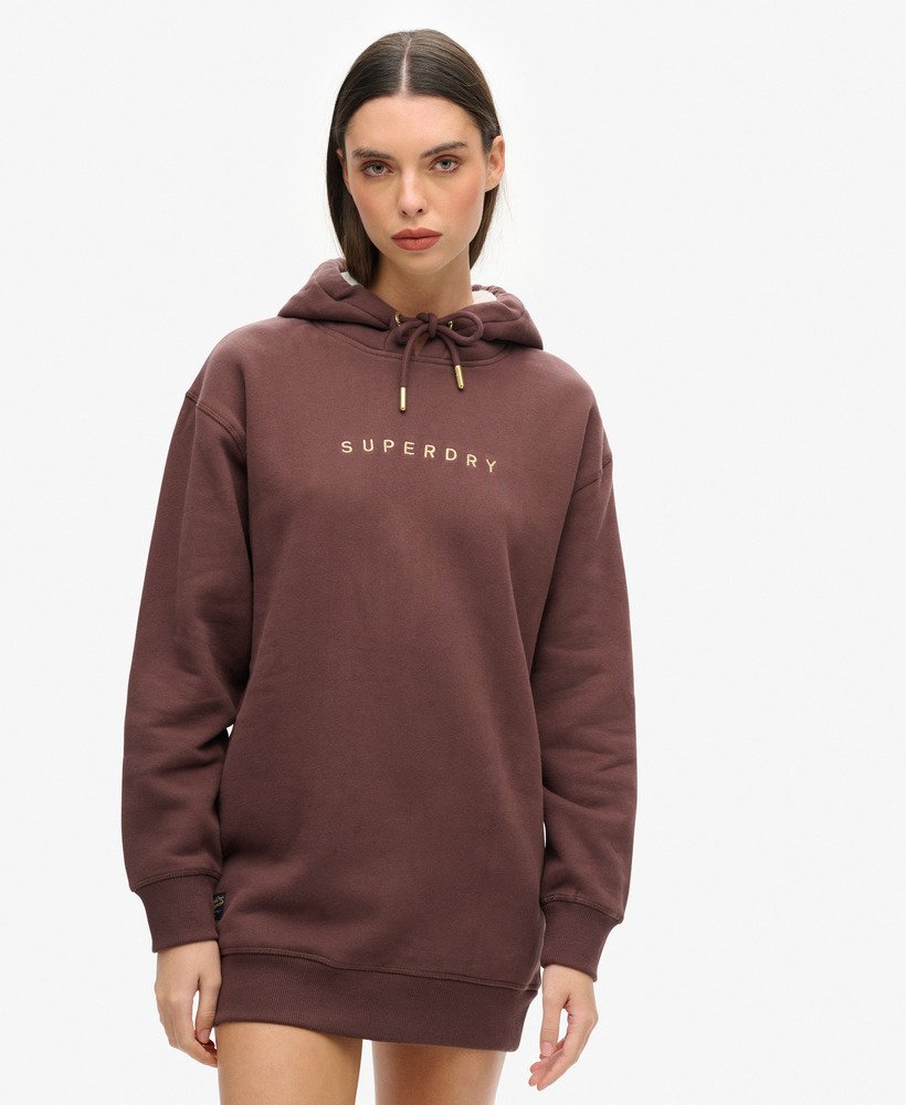 vestido com capuz luxuoso com logo metálico na cor marrom torrado francês