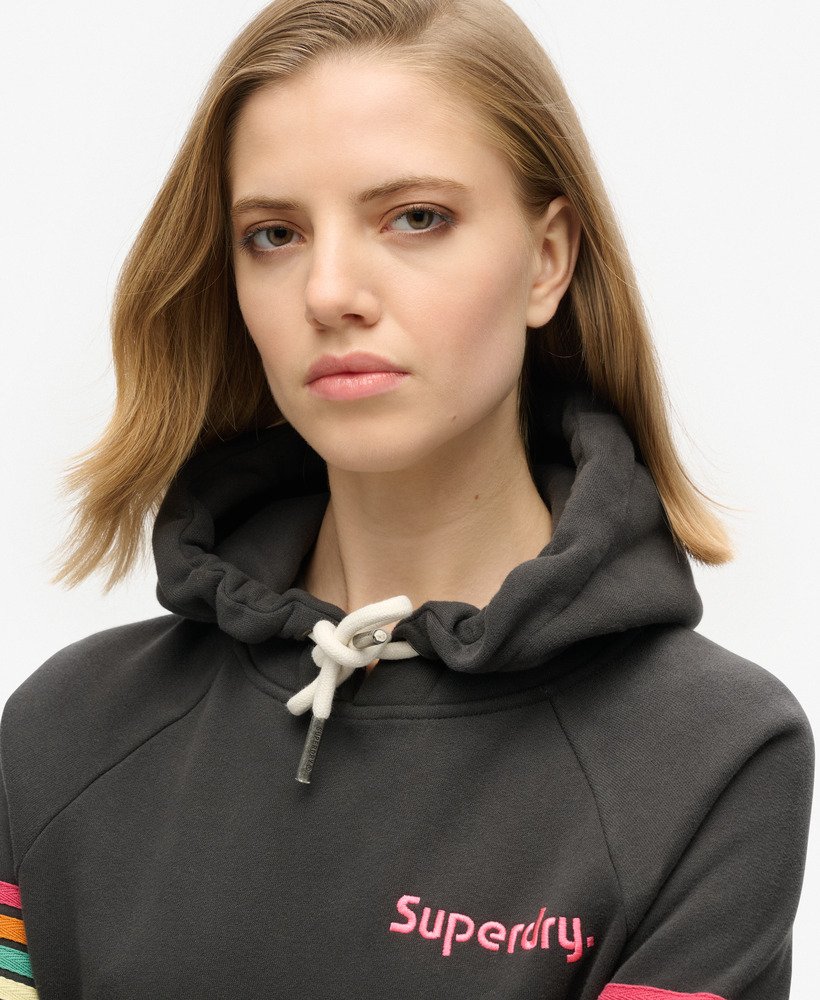 moletom com capuz e logo rainbow stripe em preto lavado