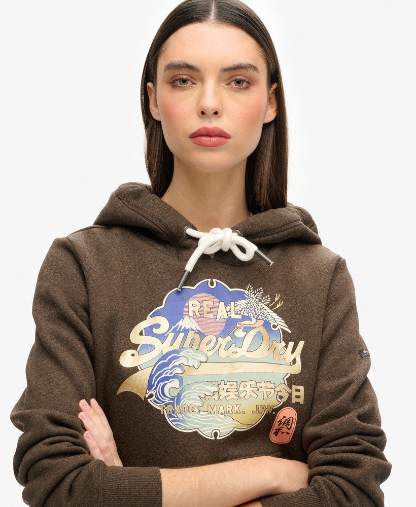 moletom com capuz itago com logo vintage na cor marrom chocolate escuro mesclado.