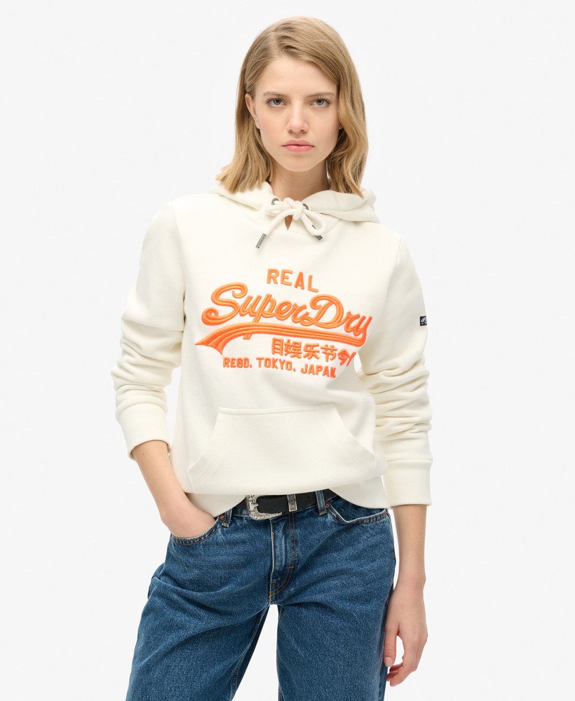 moletom com capuz e estampa bordada com logo vintage neon na cor branco inverno