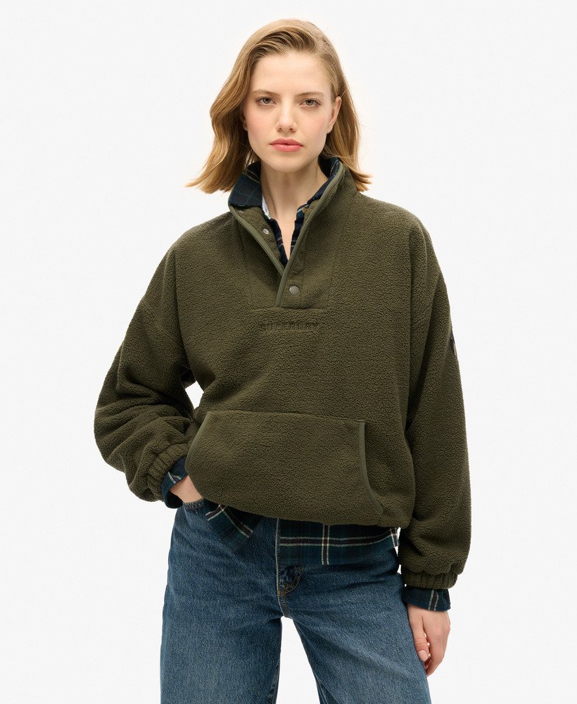 moletom henley sport tech sherpa na cor cáqui militar
