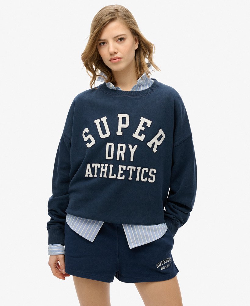 moletom athletic essentials relaxed applique na cor azul marinho mais intenso.