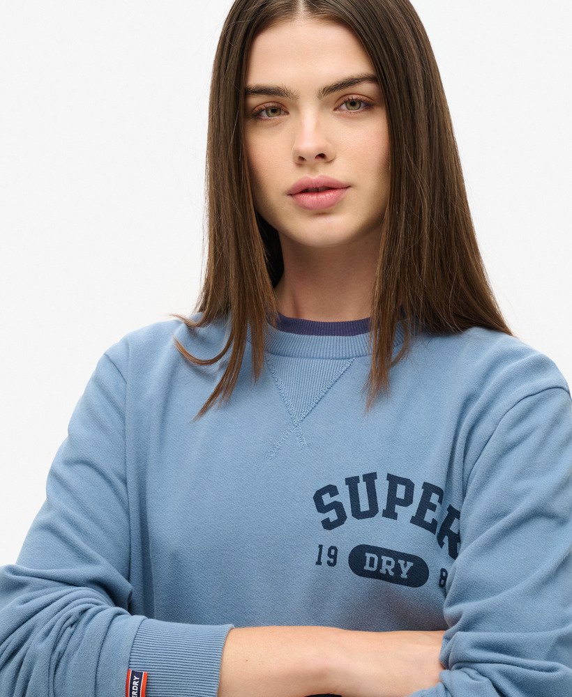 moletom esportivo oversized com estampa na cor azul wedgewood