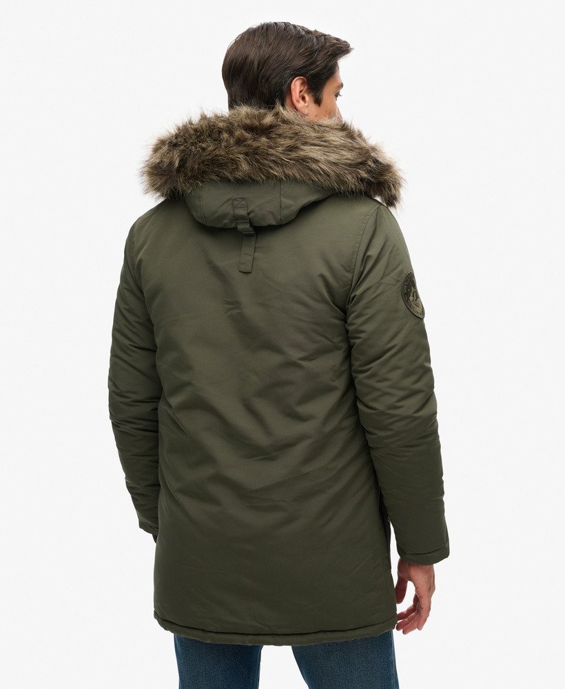 parka com capuz everest em pele sintética na cor verde-oliva da surplus goods