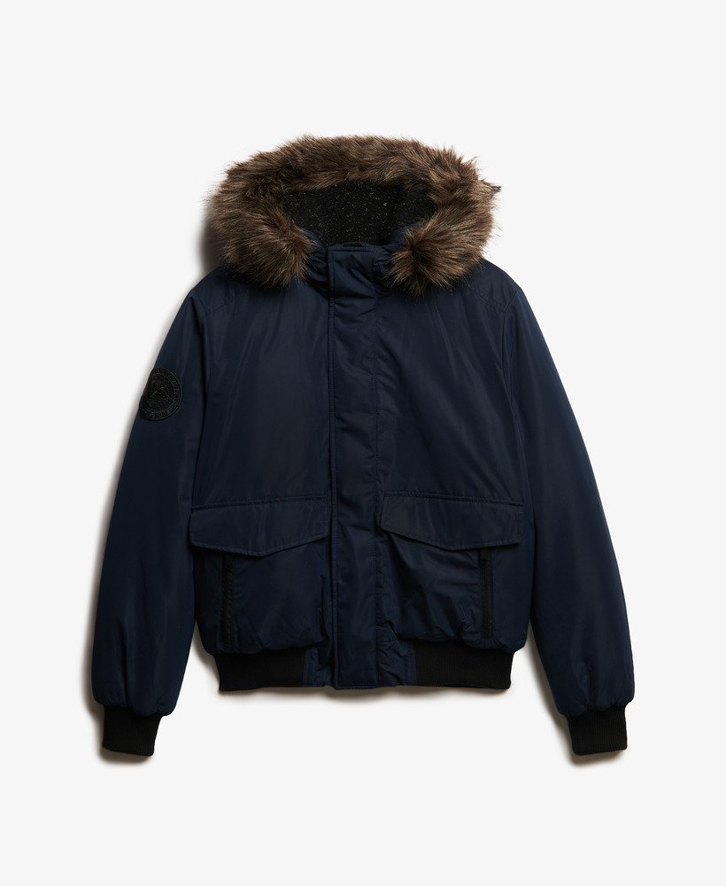 jaqueta bomber everest na cor azul marinho náutico.