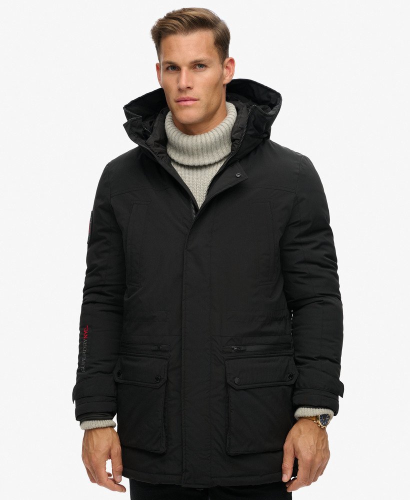 jaqueta parka acolchoada city na cor preta.