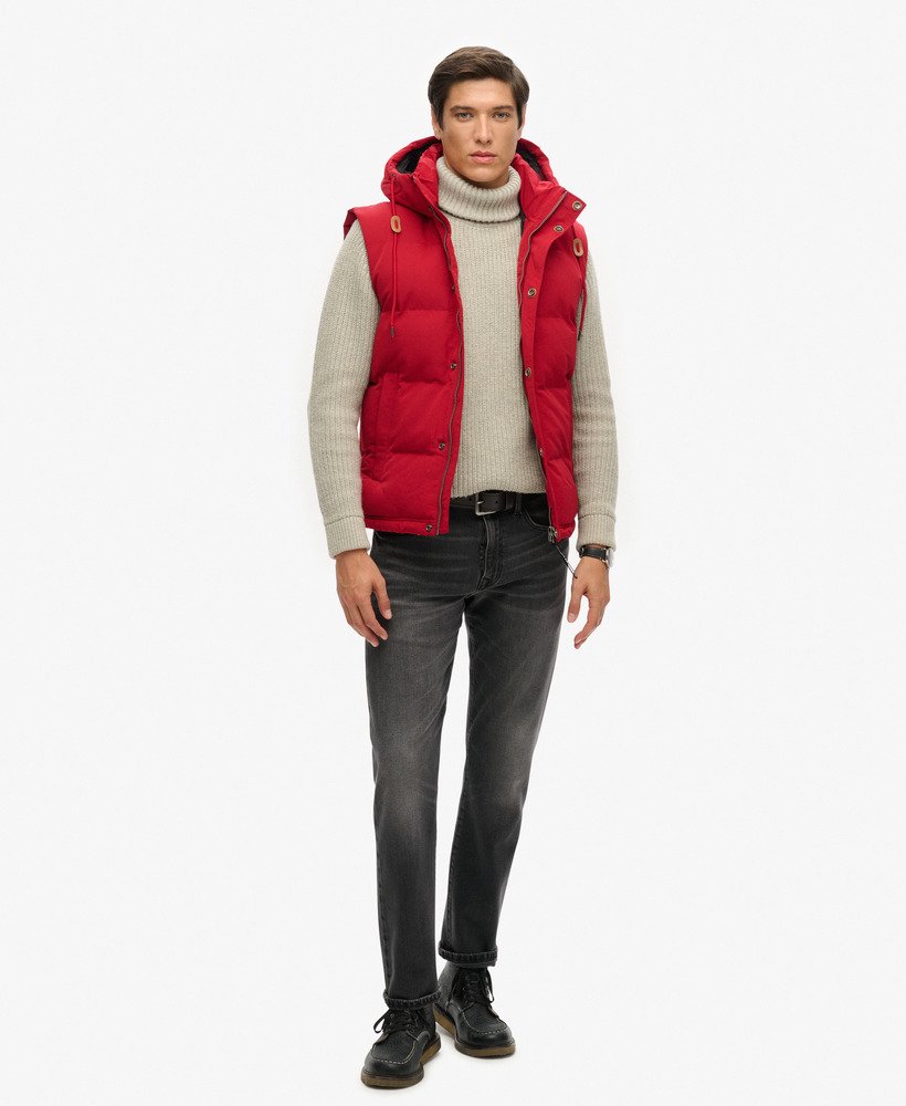 colete acolchoado com capuz everest na cor vermelho escuro