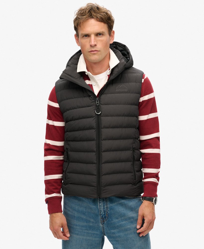 colete acolchoado com capuz fuji sport na cor preta