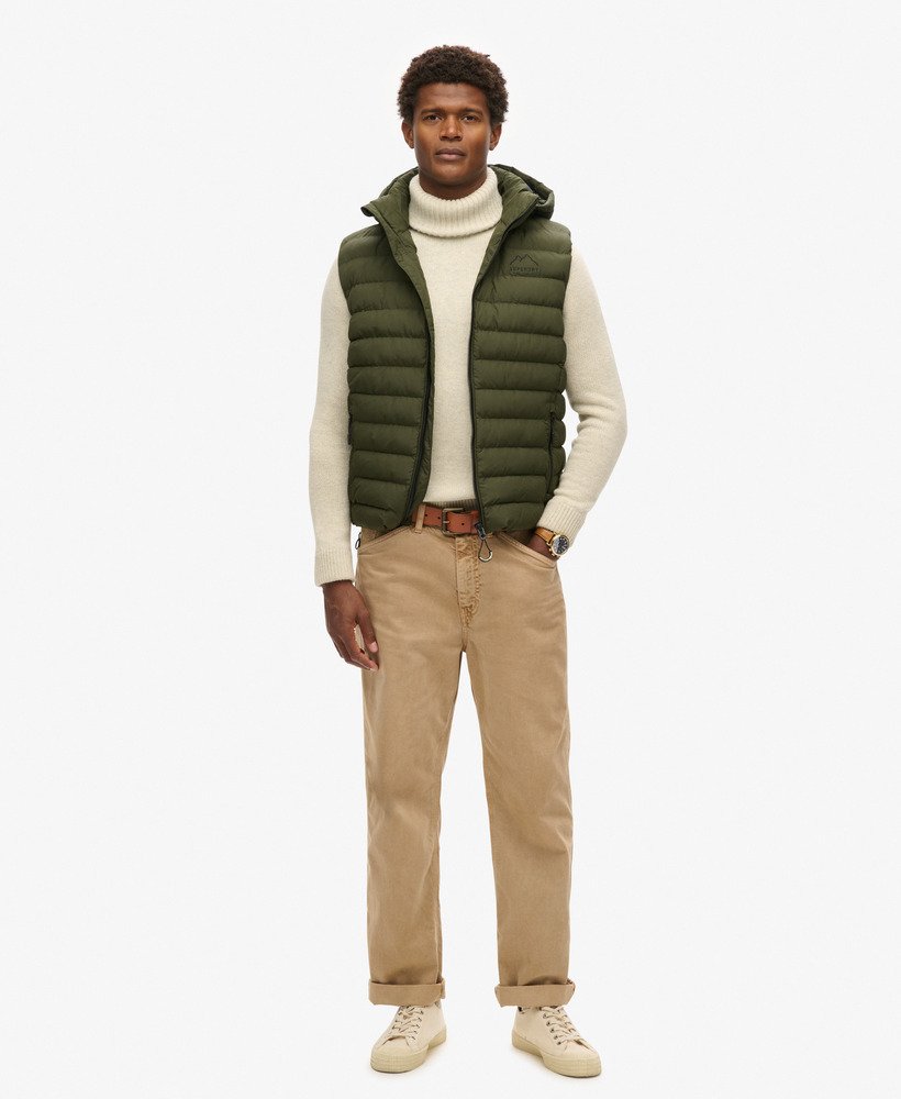 colete acolchoado com capuz fuji sport na cor verde musgo escuro