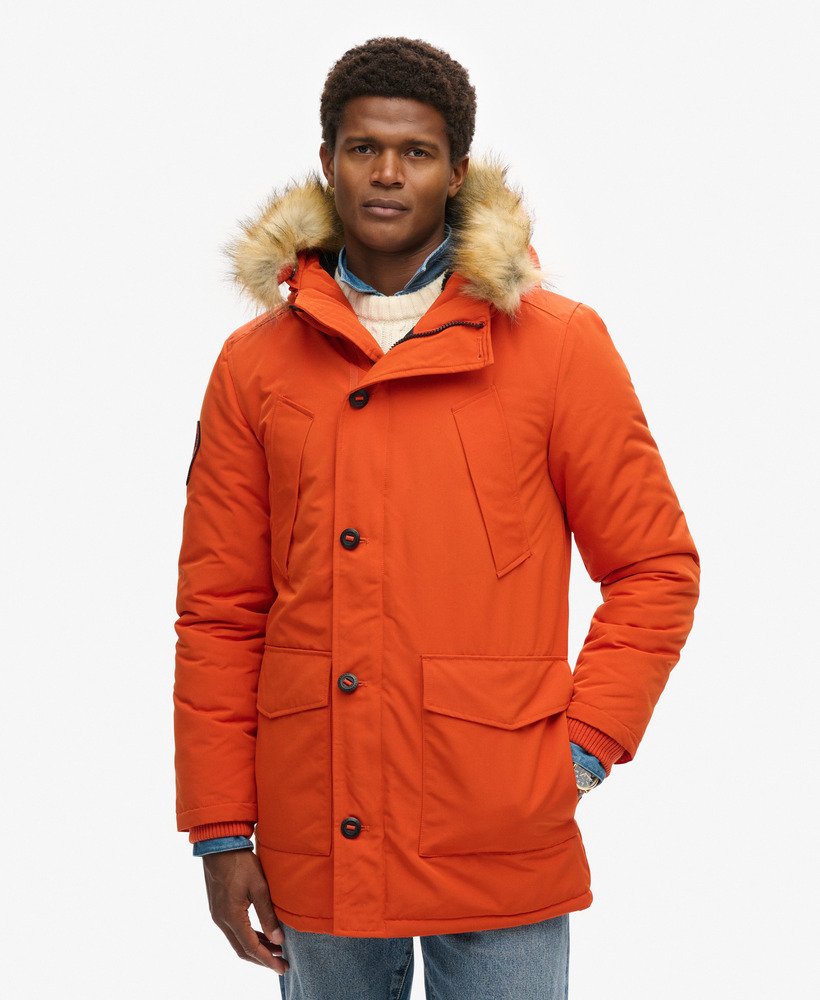 casaco parka com capuz everest em pele sintética na cor laranja abóbora.