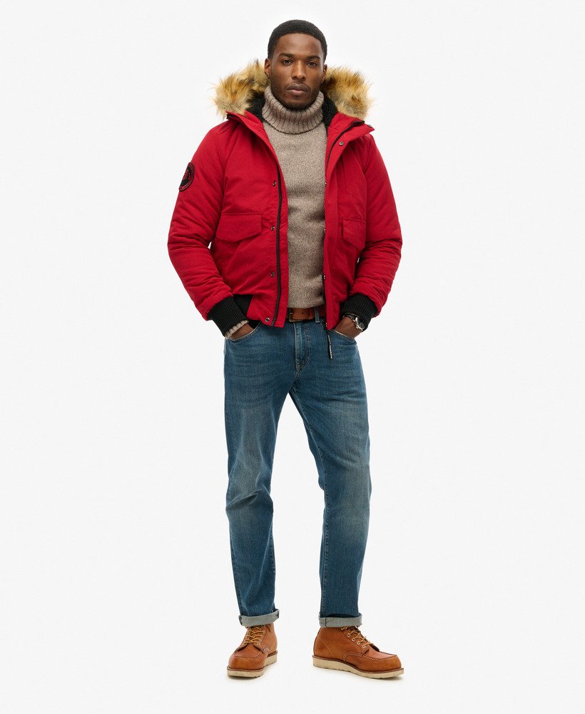 jaqueta bomber acolchoada everest com capuz na cor vermelho escuro
