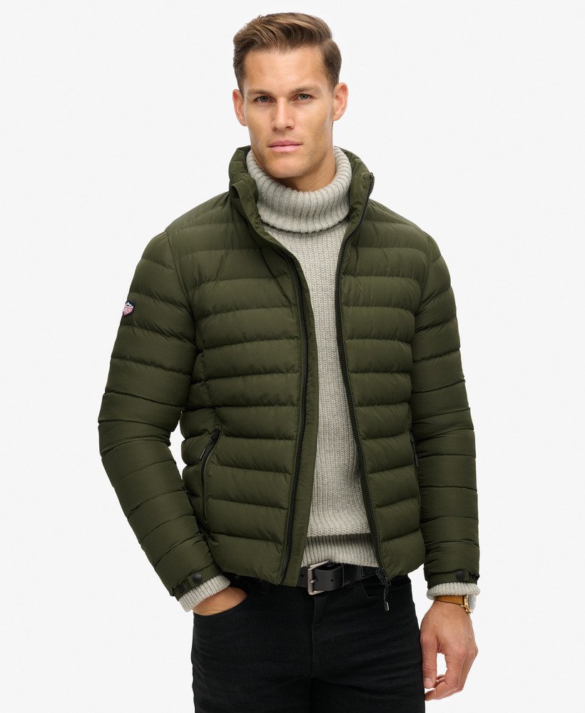 jaqueta acolchoada estampada fuji em verde musgo escuro