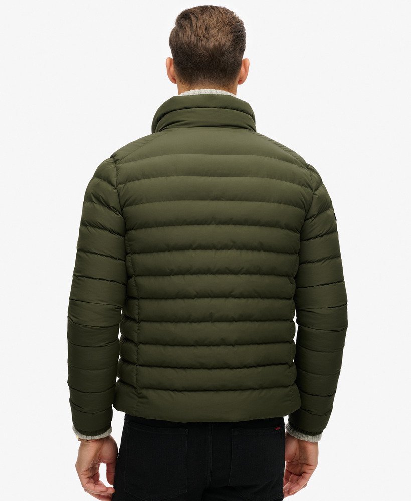 jaqueta acolchoada estampada fuji em verde musgo escuro