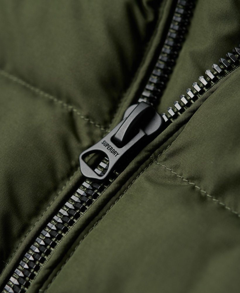 jaqueta acolchoada estampada fuji em verde musgo escuro