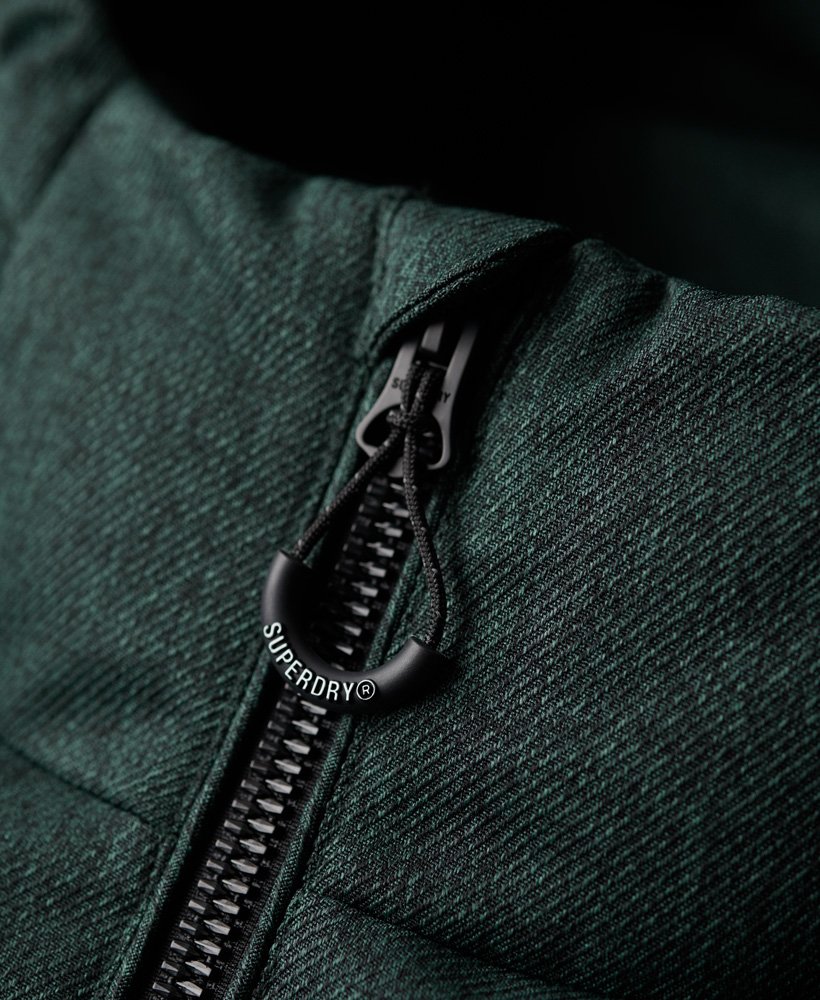jaqueta fuji herringbone com capuz na cor verde escuro academy.