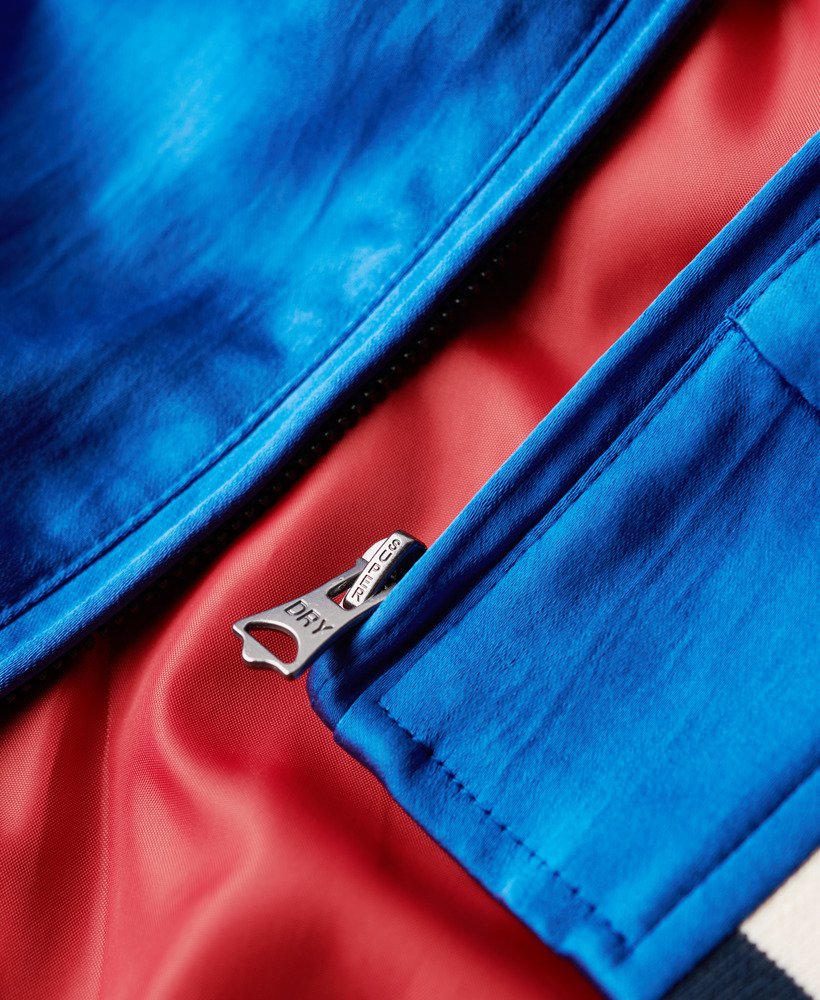 jaqueta bomber bordada sukajan na cor azul dodger.