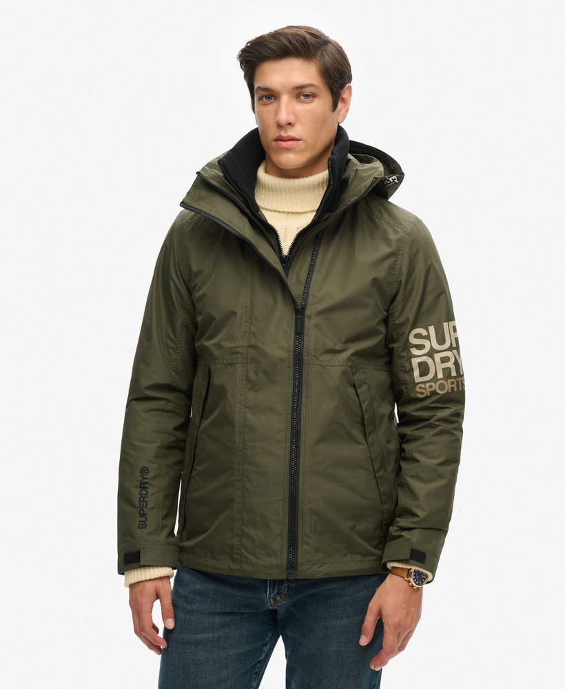jaqueta corta-vento yachter sd com capuz na cor cáqui militar.