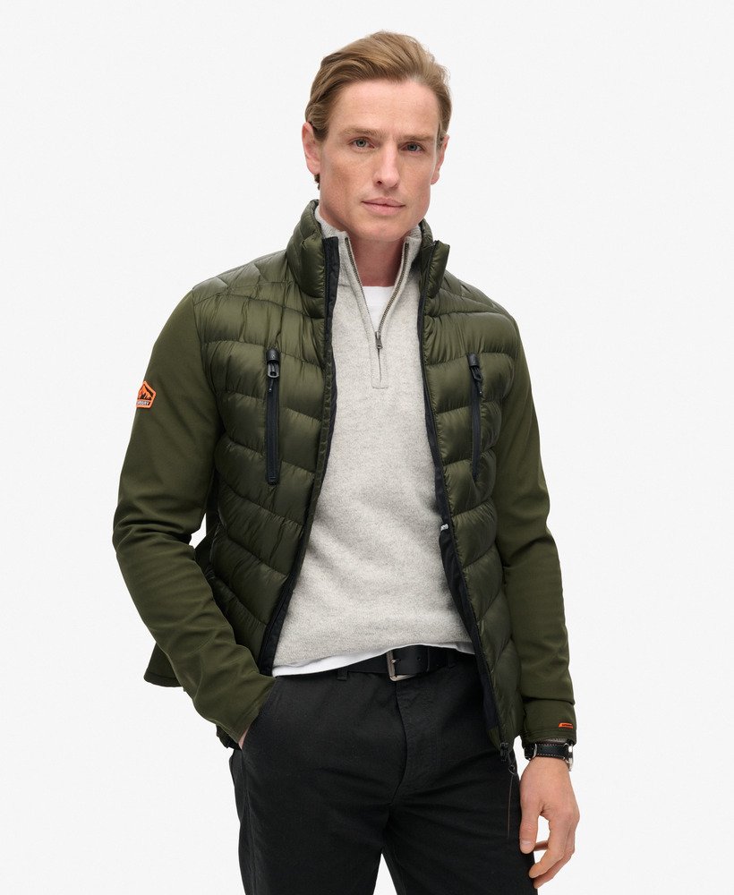 jaqueta híbrida storm softshell na cor cáqui militar