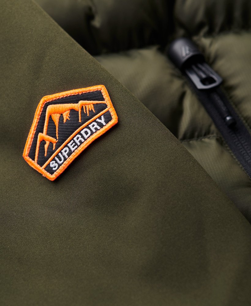 jaqueta híbrida storm softshell na cor cáqui militar