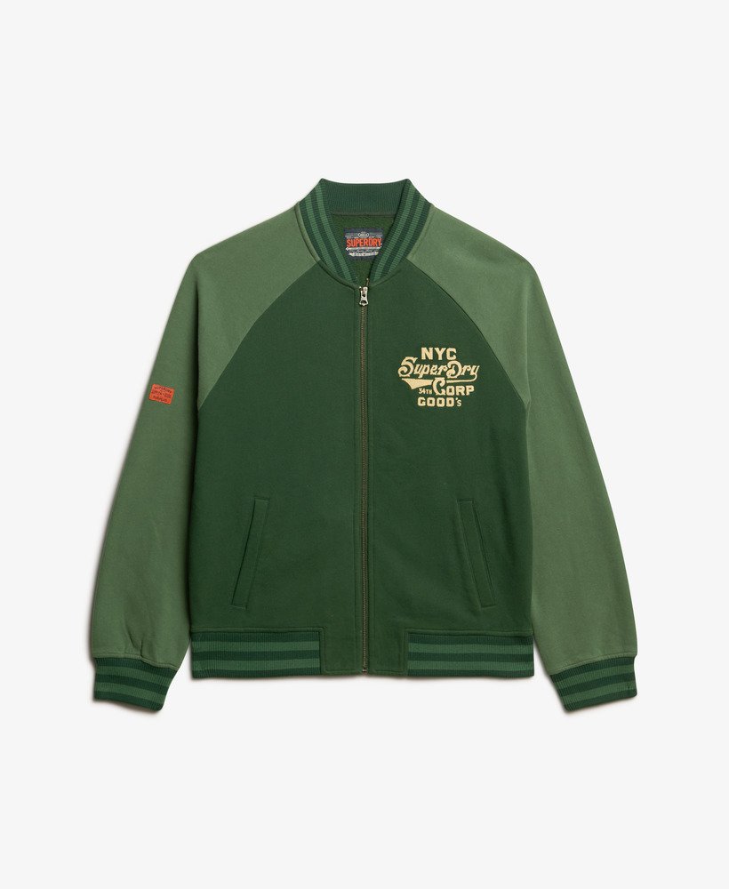 jaqueta bomber com estampa universitária em verde-floresta.