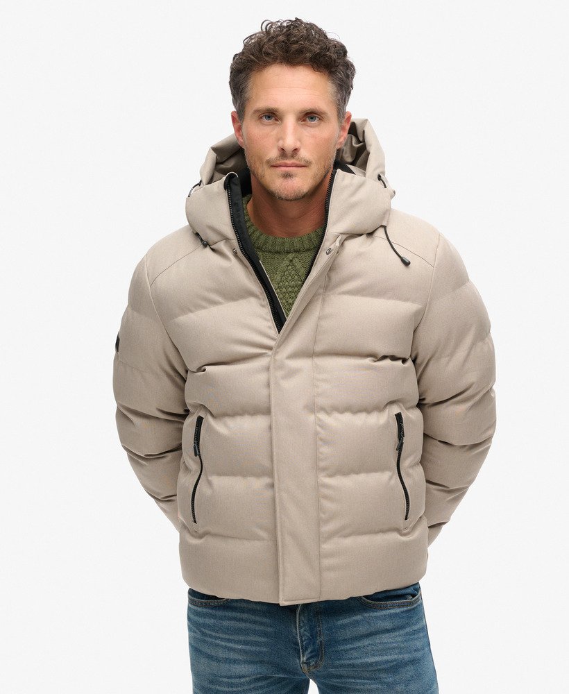 jaqueta esportiva puffer com capuz em tweed bege mesclado