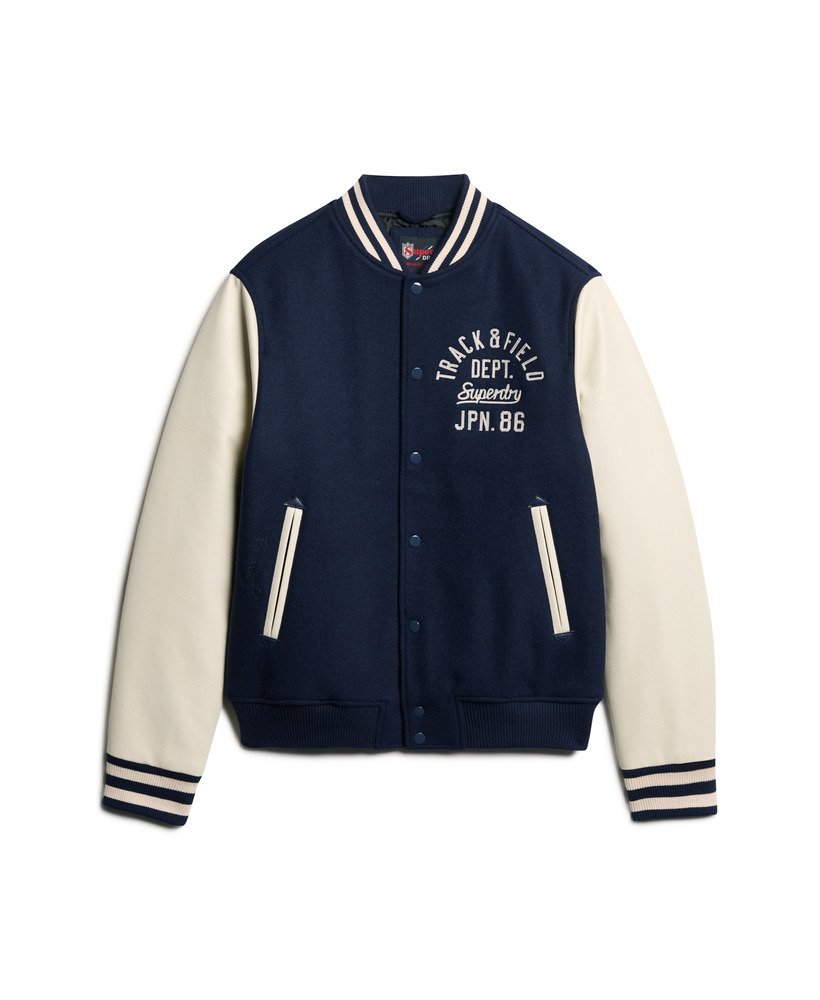 jaqueta bomber varsity chain stitch na cor azul marinho atlântico.