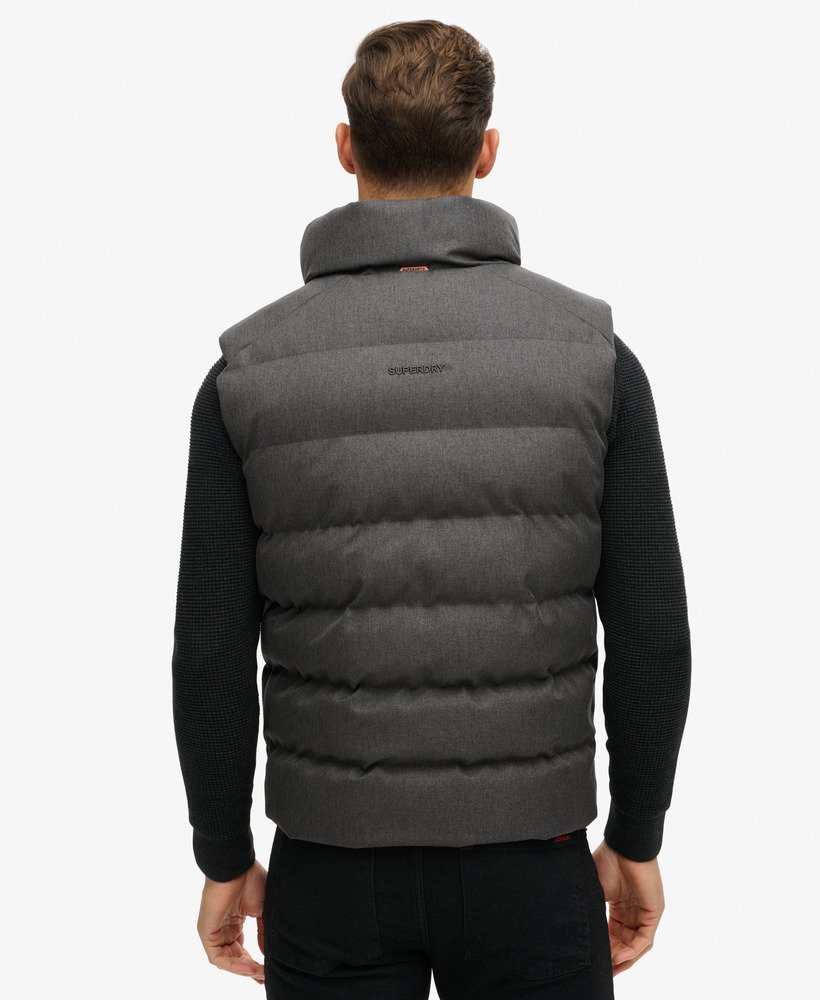 colete esportivo acolchoado em tweed cinza mesclado