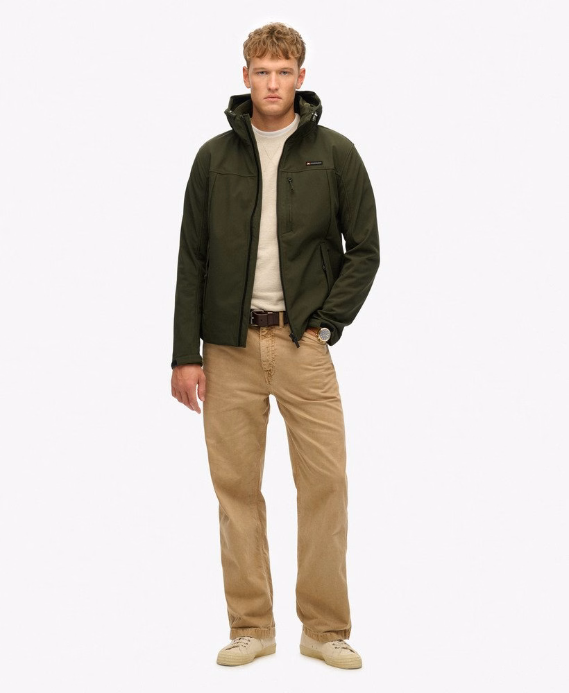 Jaqueta Trekker Soft Shell com Capuz