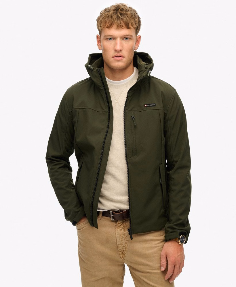 Jaqueta Trekker Soft Shell com Capuz