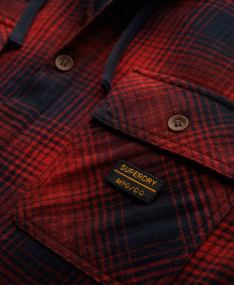 Camisa xadrez com capuz de excedente