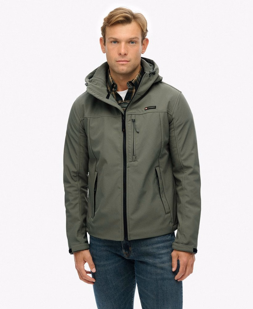 Jaqueta Trekker Soft Shell com Capuz