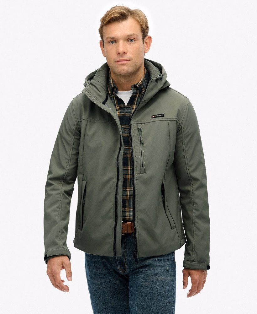 Jaqueta Trekker Soft Shell com Capuz