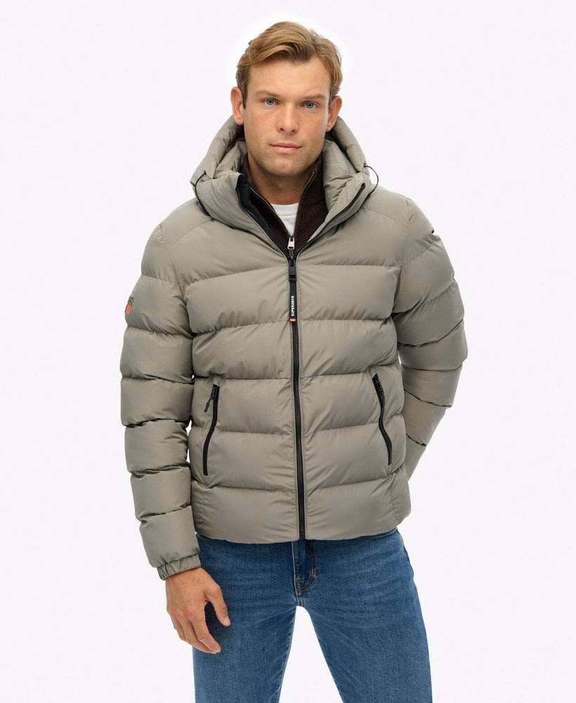 Jaqueta esportiva puffer com capuz