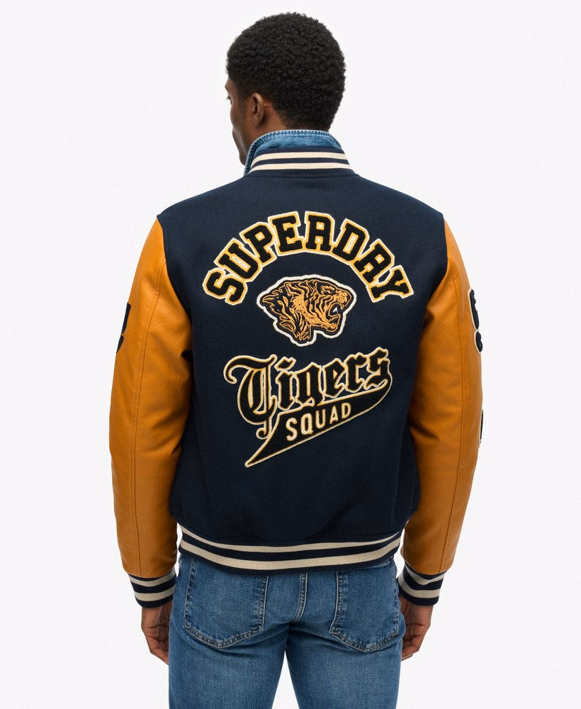 Jaqueta Varsity Vintage com Apliques