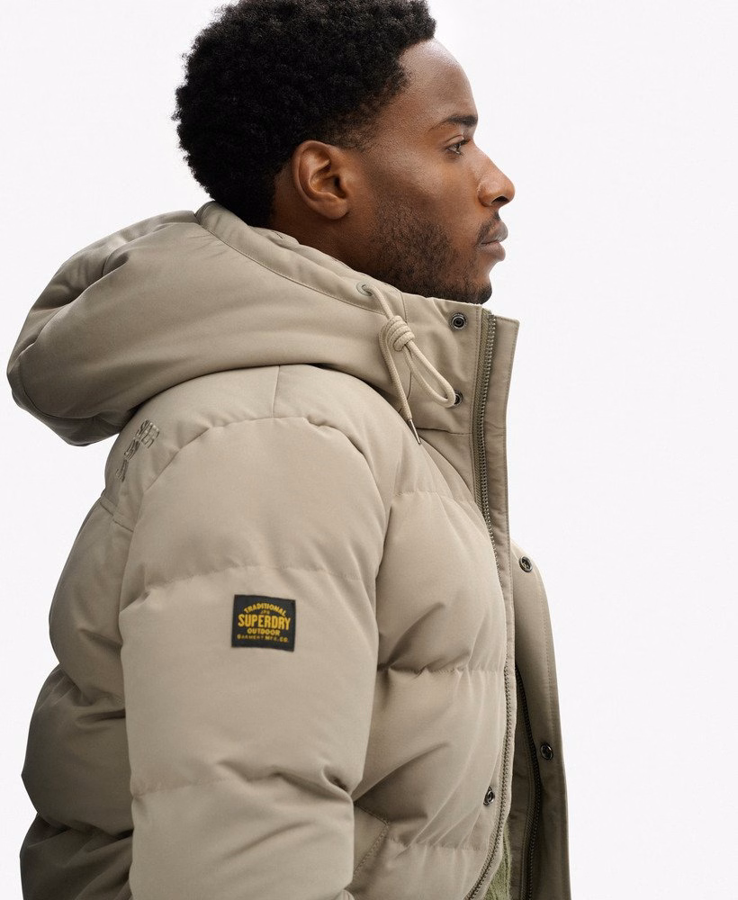 Jaqueta puffer curta com capuz Everest