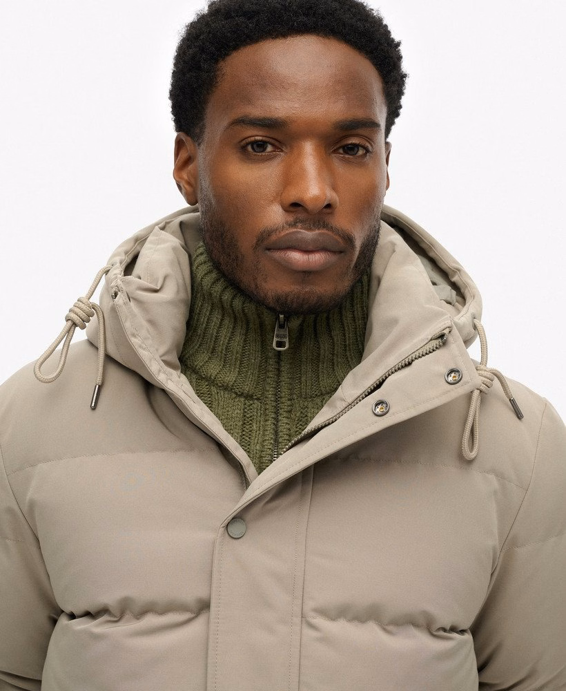 Jaqueta puffer curta com capuz Everest