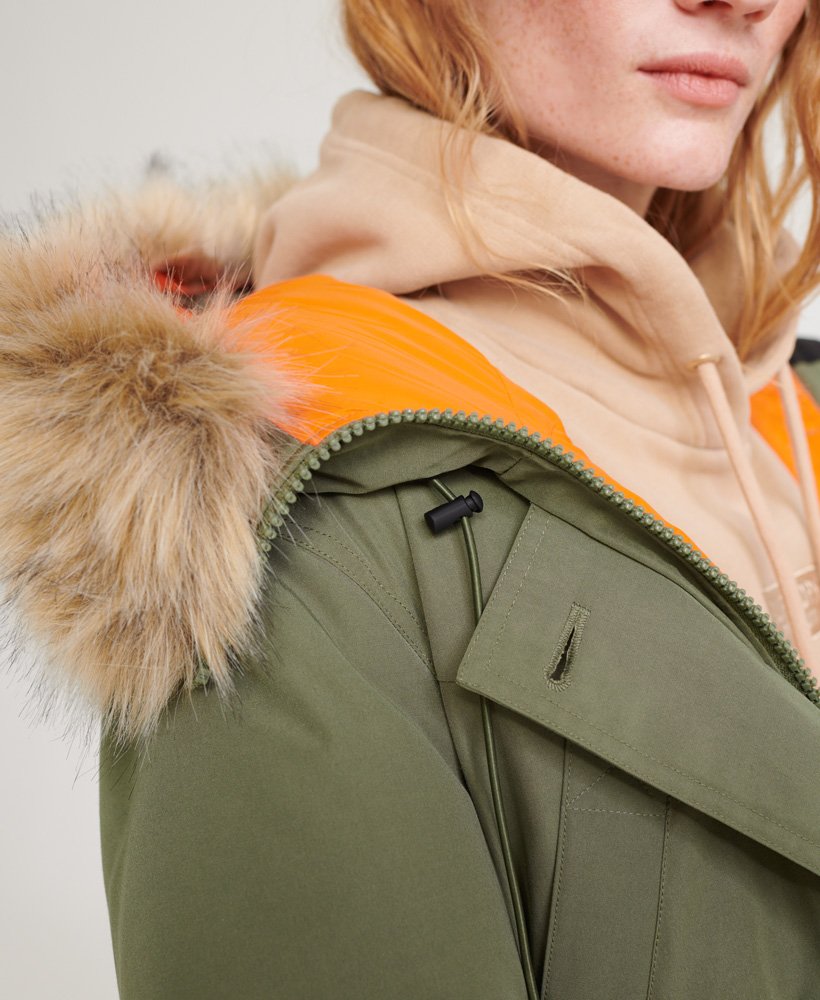 jaqueta parka de plumas rookie na cor cáqui oliva