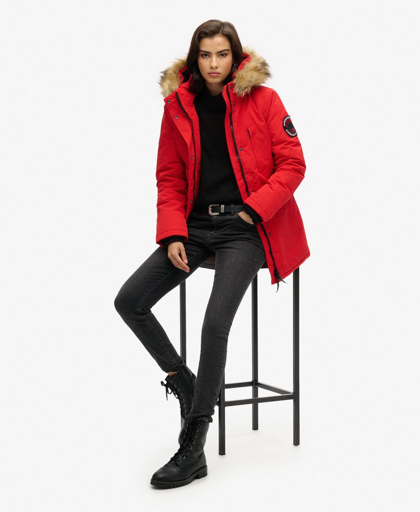 casaco parka com capuz everest em pele sintética na cor vermelho de alto risco.
