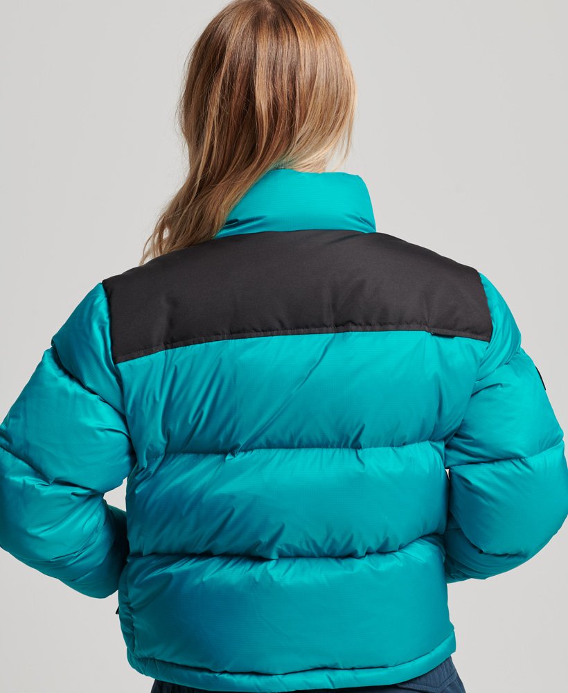 jaqueta puffer sportstyle code na cor verde tropical.