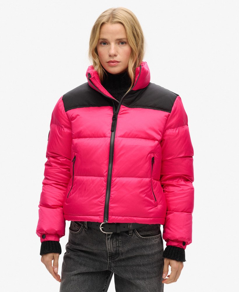 jaqueta puffer sportstyle code na cor rosa choque.