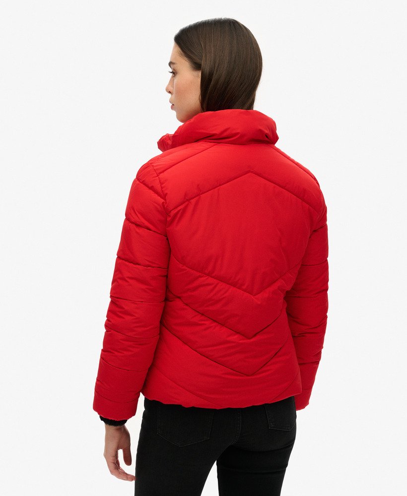 jaqueta esportiva puffer sem capuz na cor vermelho risco.