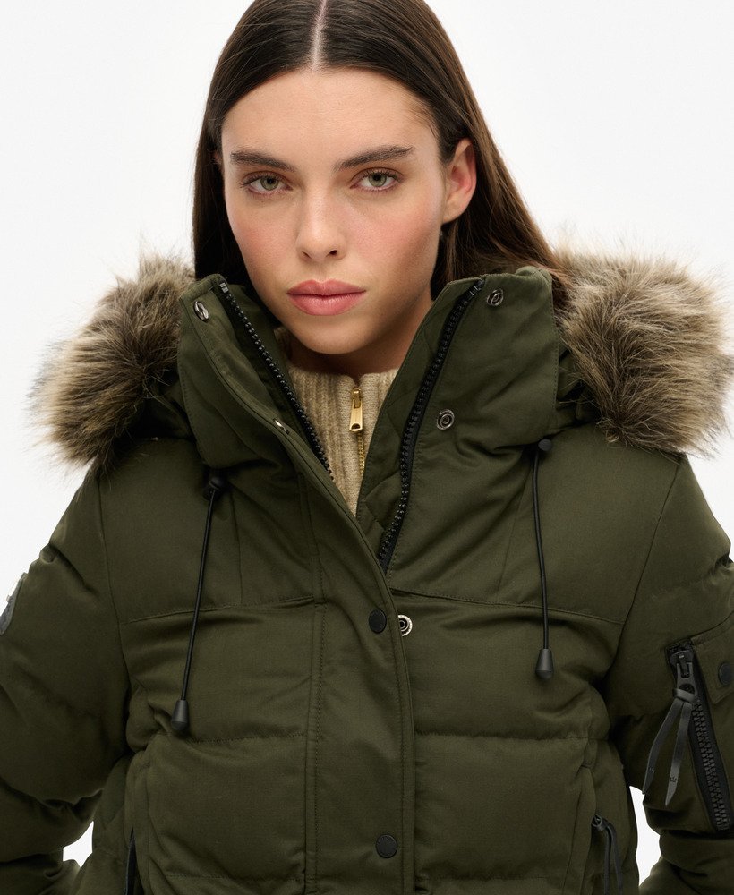 jaqueta parka de expedição em microfibra na cor verde-oliva surplus goods