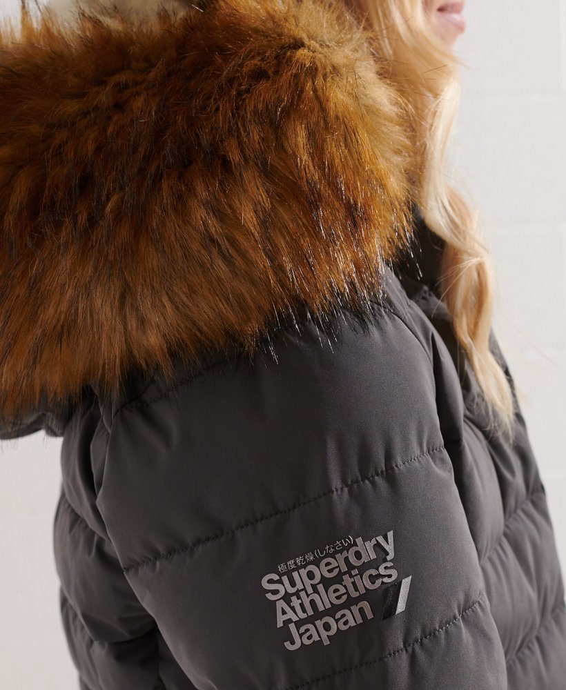 casaco puffer arctic taffer na cor carvão.