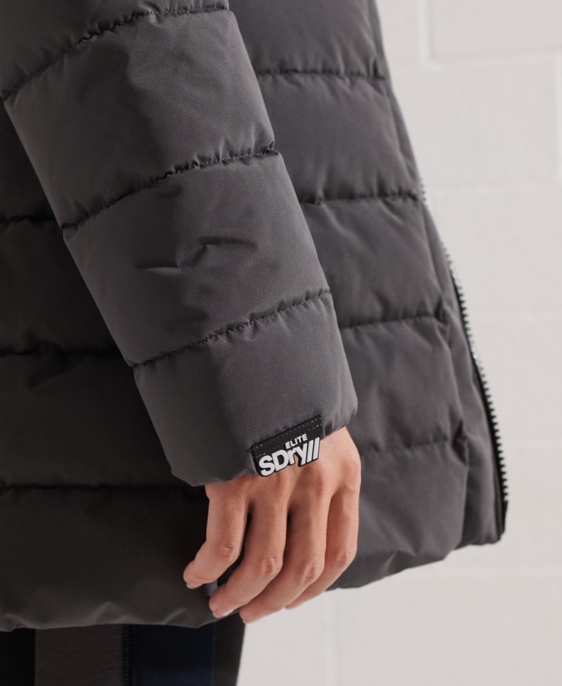 casaco puffer arctic taffer na cor carvão.