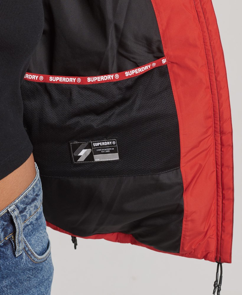 jaqueta puffer spirit sports com capuz na cor vermelho vibrante