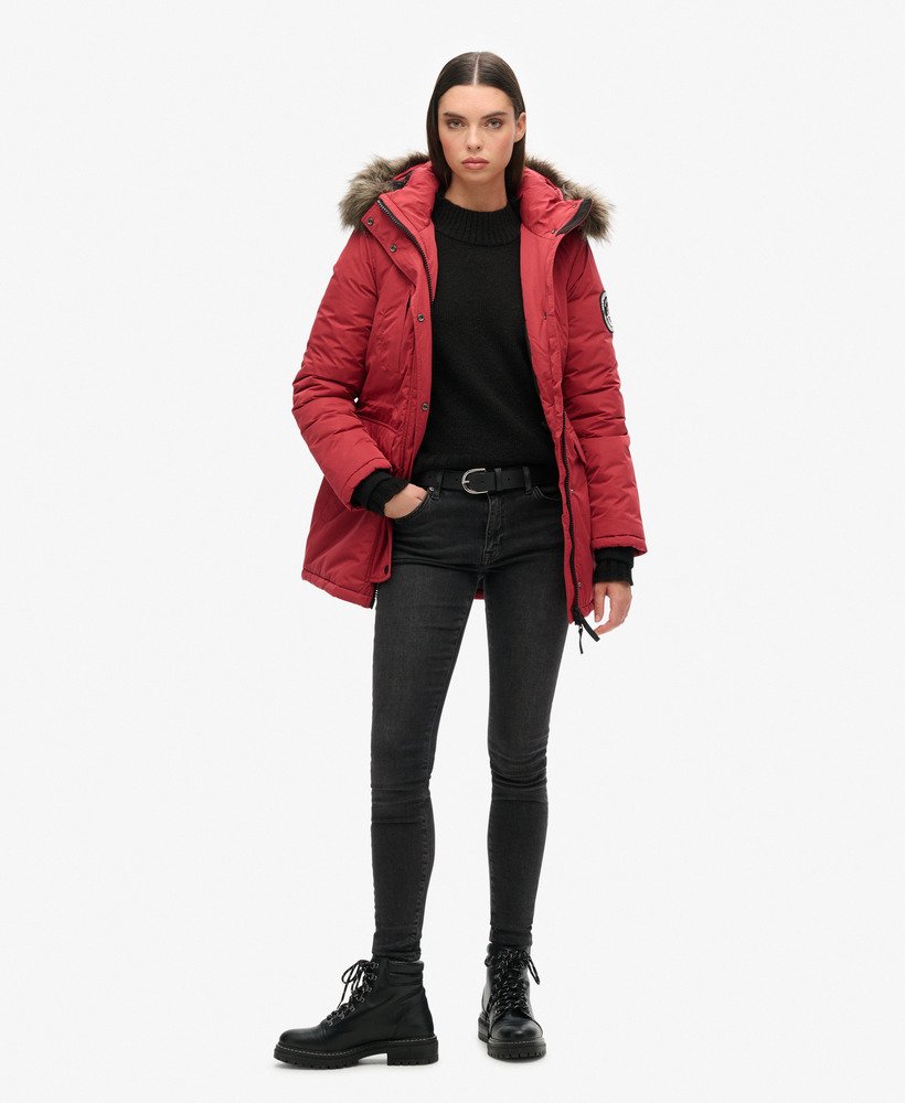 casaco parka ashley everest na cor vermelho tijolo.