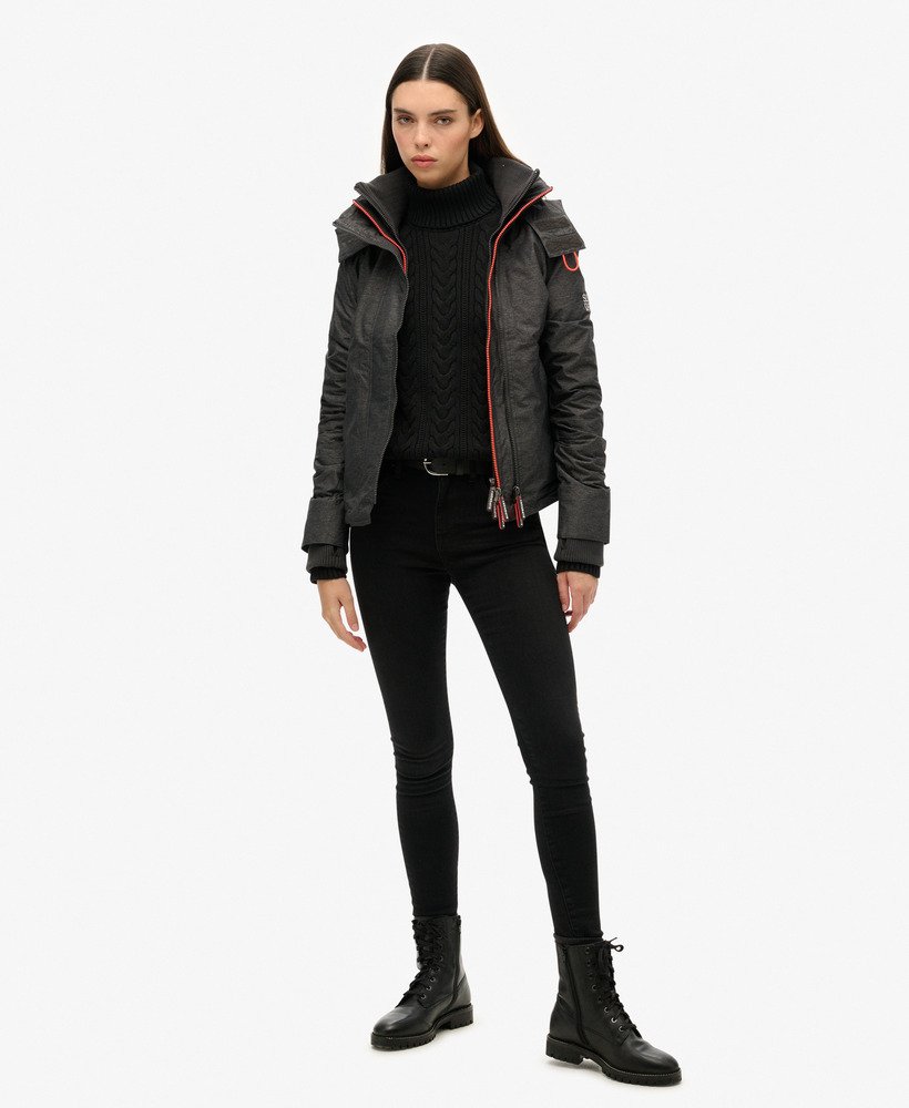 jaqueta corta-vento arctic sd com capuz e zíper frontal na cor cinza mesclado médiocoral choque.