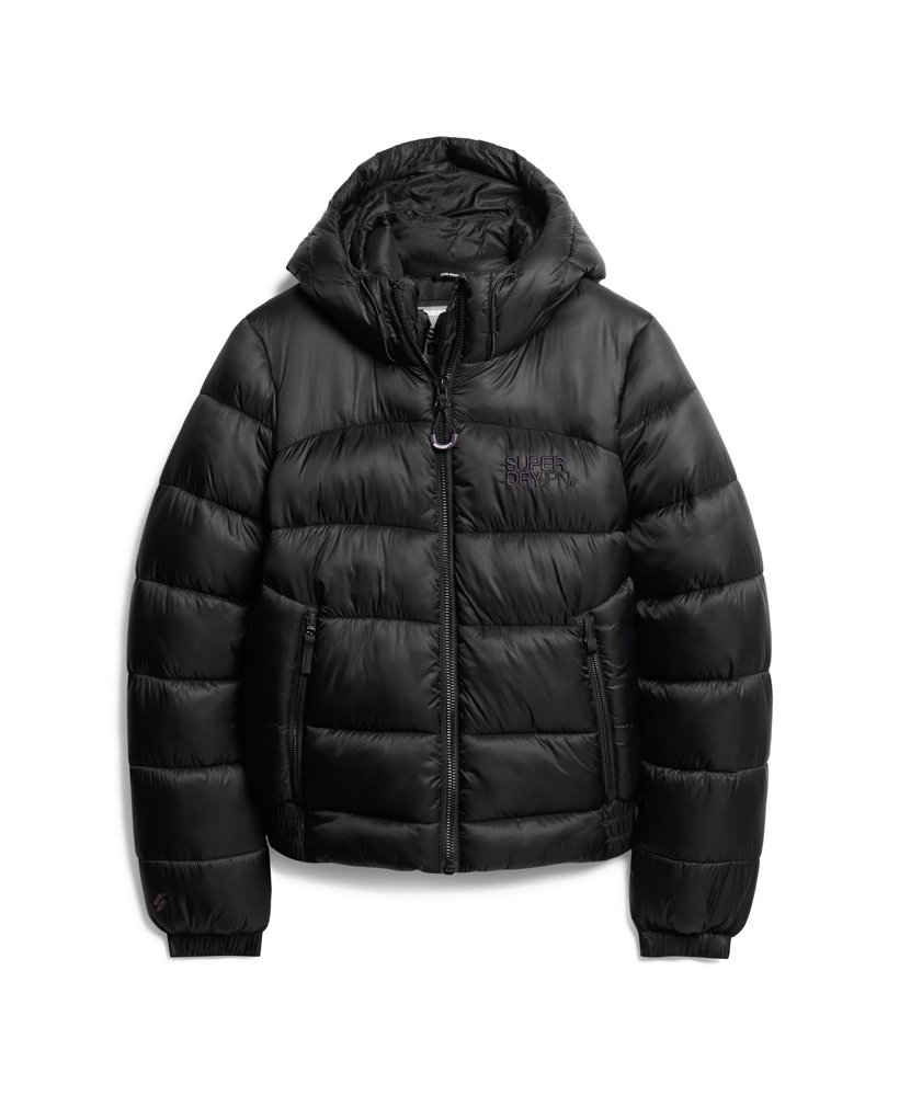 jaqueta bomber esportiva puffer na cor preta.