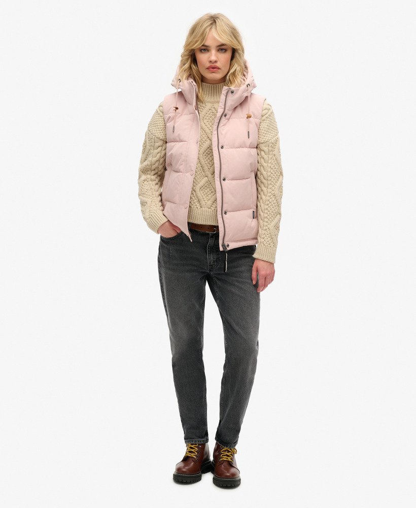 colete acolchoado com capuz everest na cor rosa blush